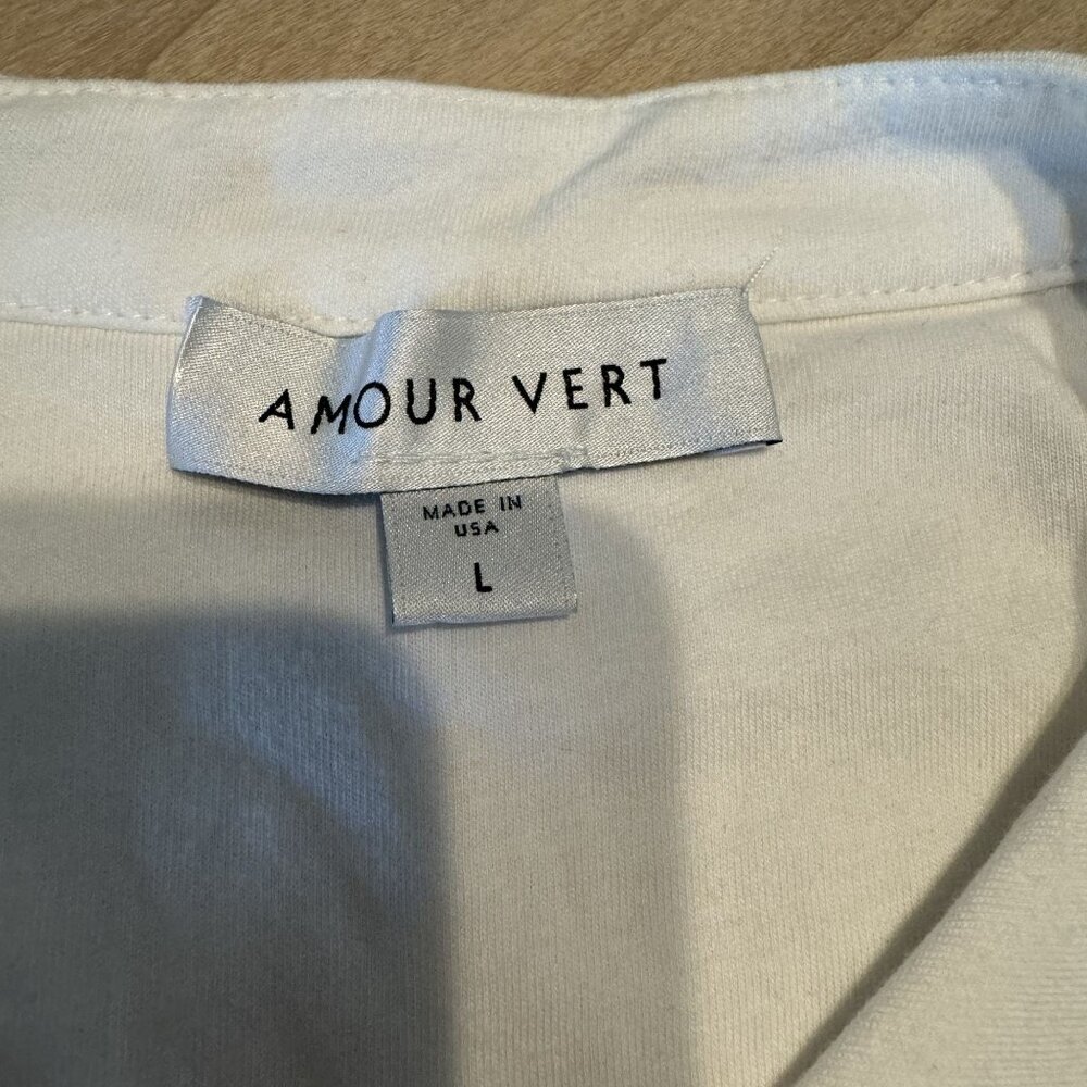 Amour Vert White Partial Button Organic Cotton Bl… - image 2